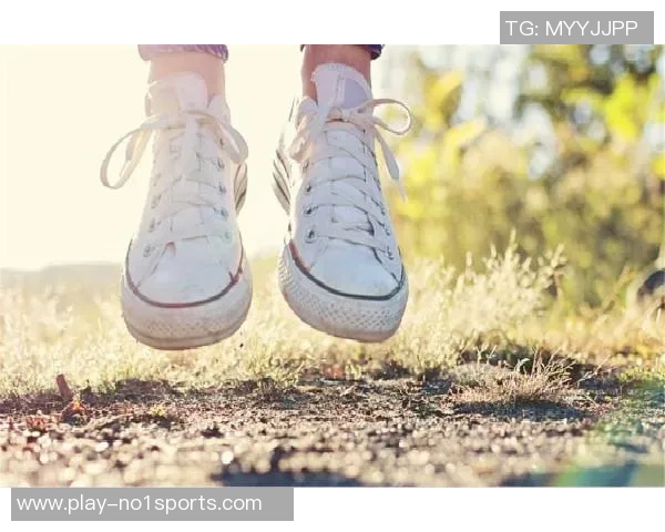 适合宽脚人群的美津浓足球鞋推荐与选购指南